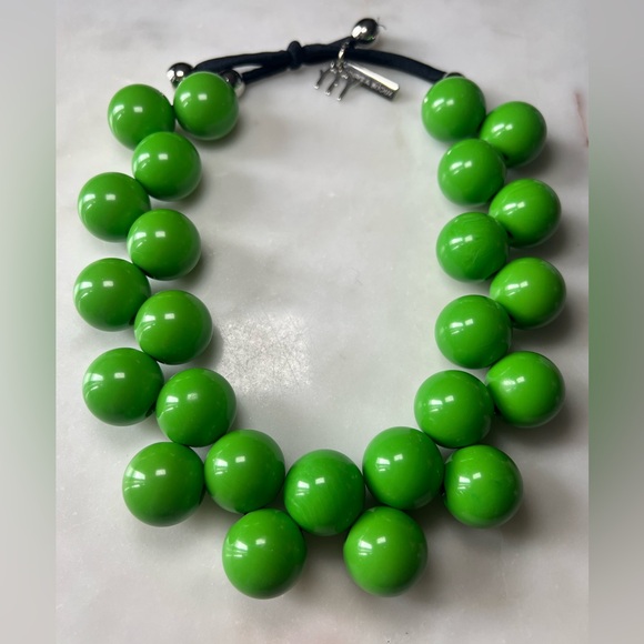 Mirta Bijoux Ballsmania Kelly Green Statement Necklace | Adjustable Cord - Picture 2 of 5